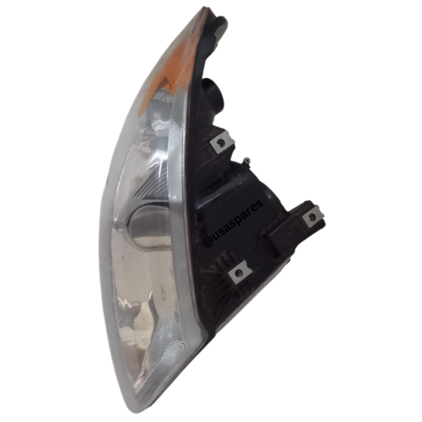 Chrysler Grand Voyager MK3 Used Headlights - Image 2