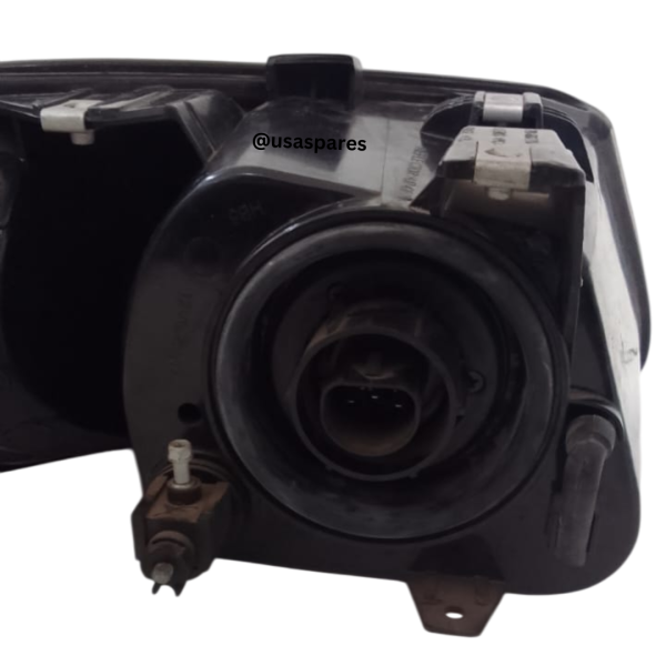 Chrysler Grand Voyager MK3 Used Headlights - Image 5