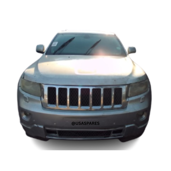 2013 Jeep Grand Cherokee 3.6 WK2 being stripped for spares, showing available used parts such as engine components, body panels, and interior parts.