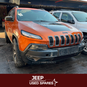 Jeep Cherokee 3.2 KL Trailhawk being stripped for genuine OEM spare parts and components.