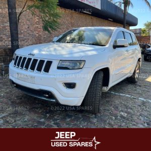 2014 Jeep Grand Cherokee 3.0 WK2 automatic diesel stripping for spares with used OEM engine, turbo, gearbox, body, and electrical parts available.