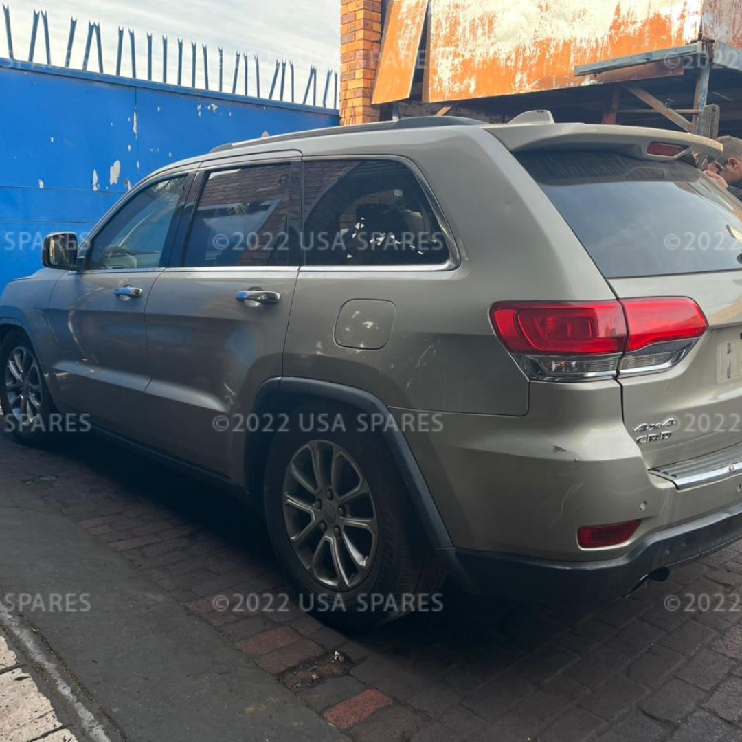 2015 Jeep Grand Cherokee 3.0 WK2 - Image 2