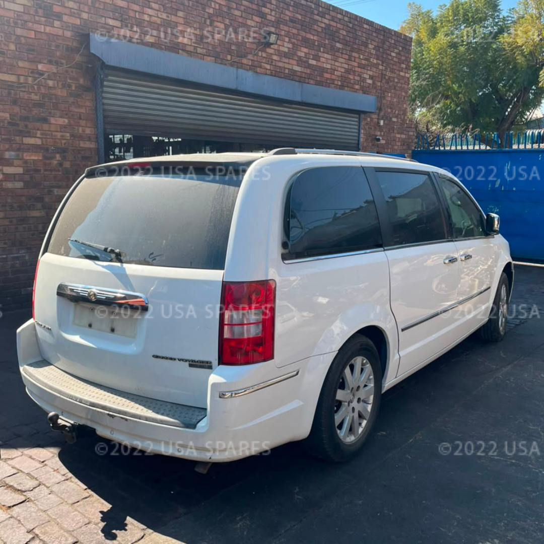 2010 Chrysler Grand Voyager 3.8 - Image 7