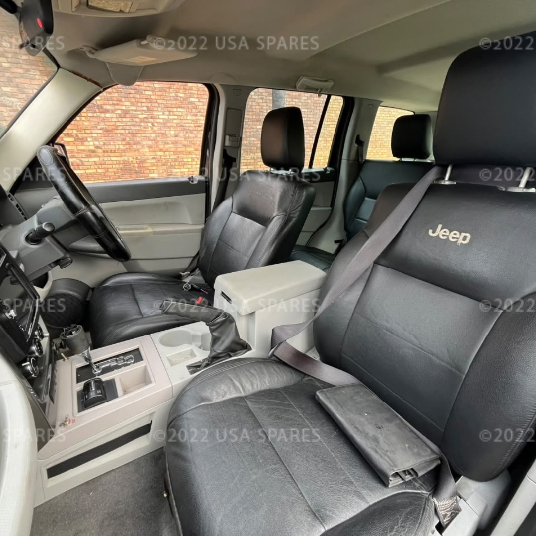 2010 Jeep Cherokee 2.8 CRD KK - Image 3